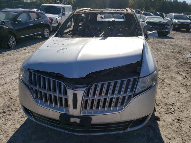 Photo 8 VIN: 2LMHJ5FRXABJ08810 - LINCOLN MKT 