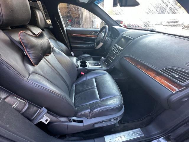 Photo 4 VIN: 2LMHJ5NK0FBL03293 - LINCOLN MKT 