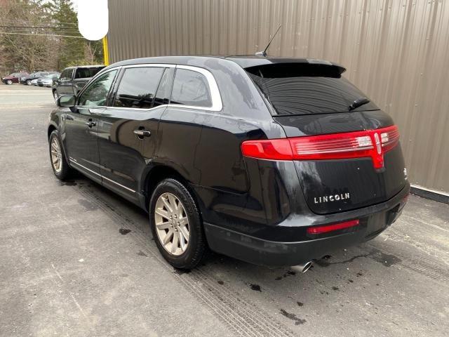 Photo 2 VIN: 2LMHJ5NK0GBL00069 - LINCOLN MKT 