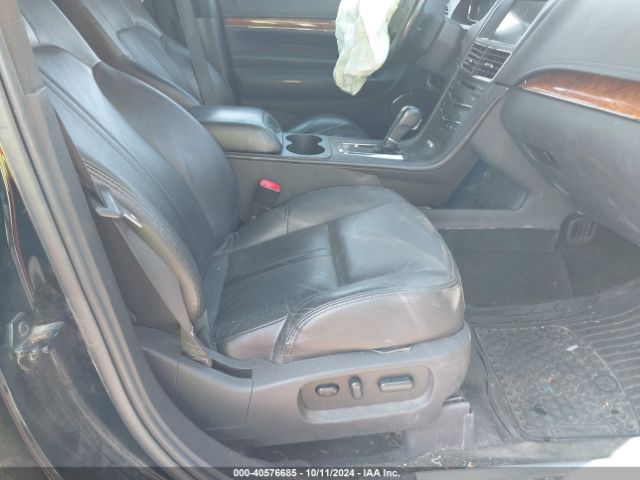 Photo 4 VIN: 2LMHJ5NK2GBL00798 - LINCOLN MKT 