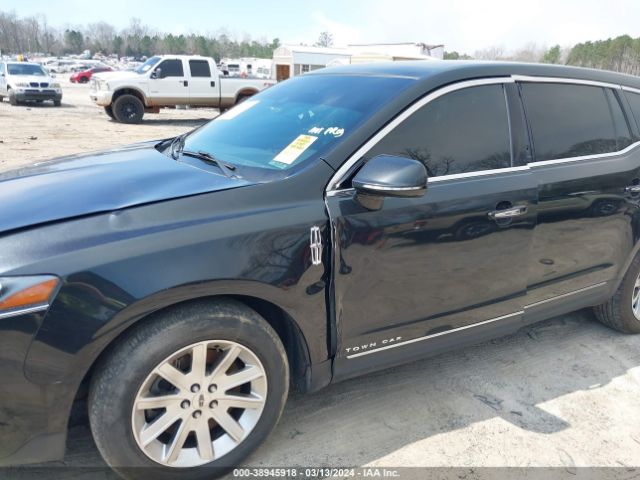 Photo 5 VIN: 2LMHJ5NK3FBL00582 - LINCOLN MKT 