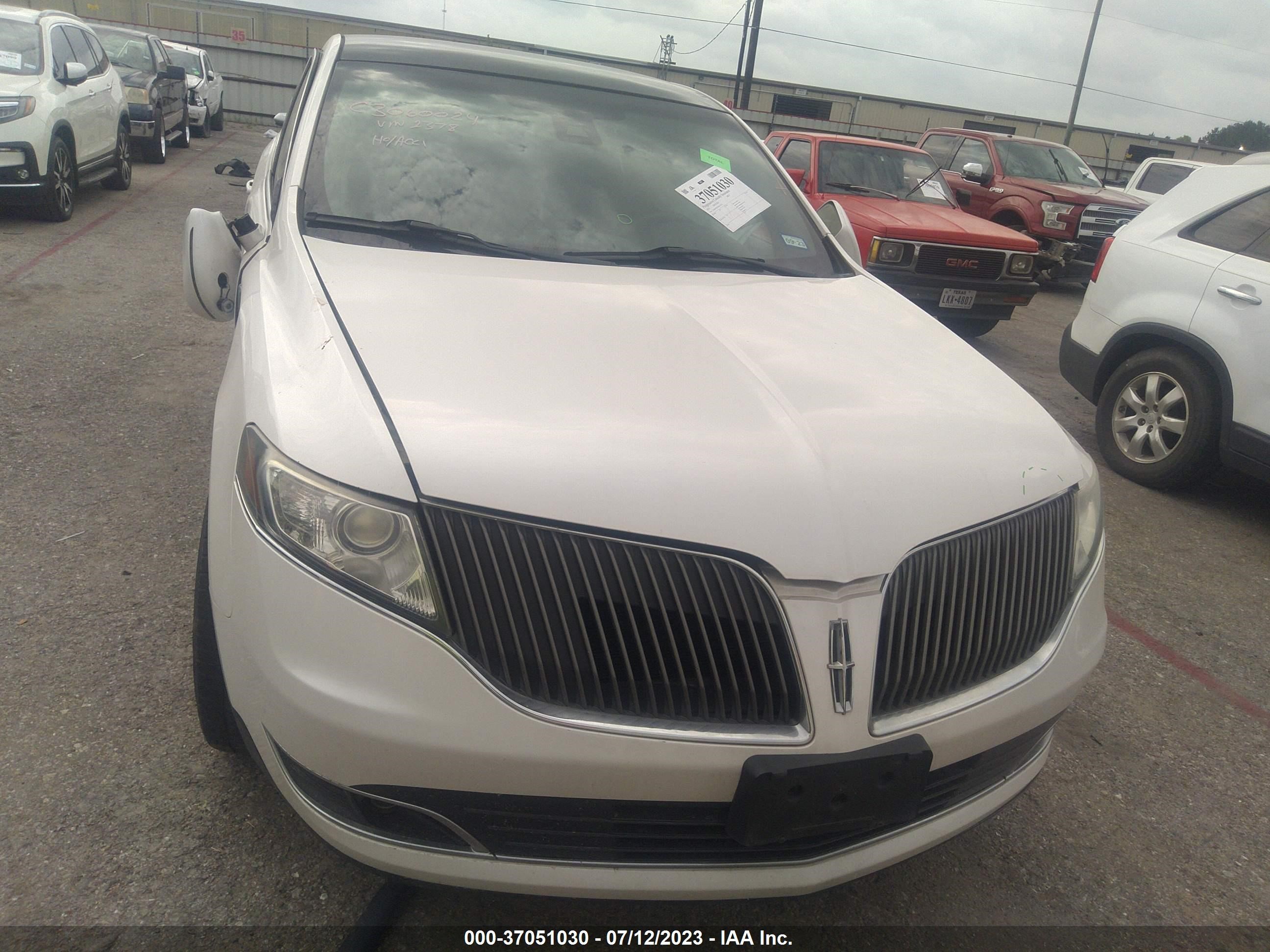 Photo 10 VIN: 2LMHJ5NK3FBL02378 - LINCOLN MKT 