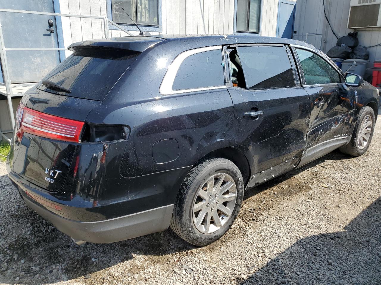 Photo 2 VIN: 2LMHJ5NK3GBL00650 - LINCOLN MKT 