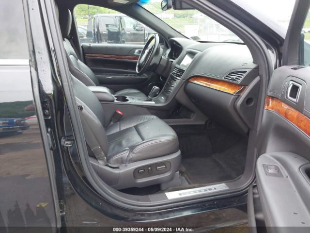 Photo 4 VIN: 2LMHJ5NK3JBL02454 - LINCOLN MKT 