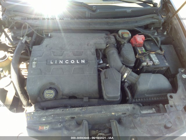 Photo 9 VIN: 2LMHJ5NK4EBL55993 - LINCOLN MKT 