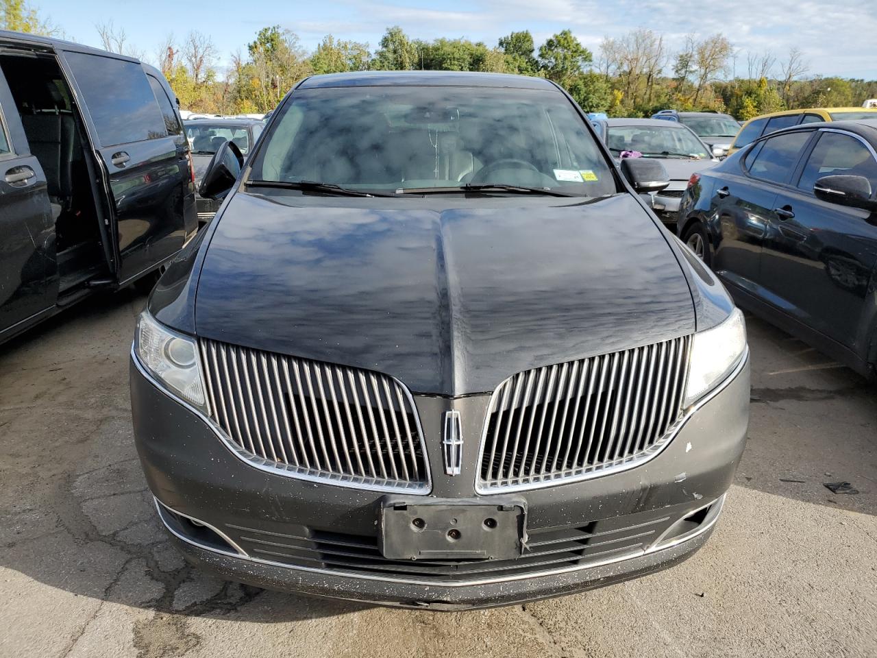 Photo 4 VIN: 2LMHJ5NK4FBL02812 - LINCOLN MKT 