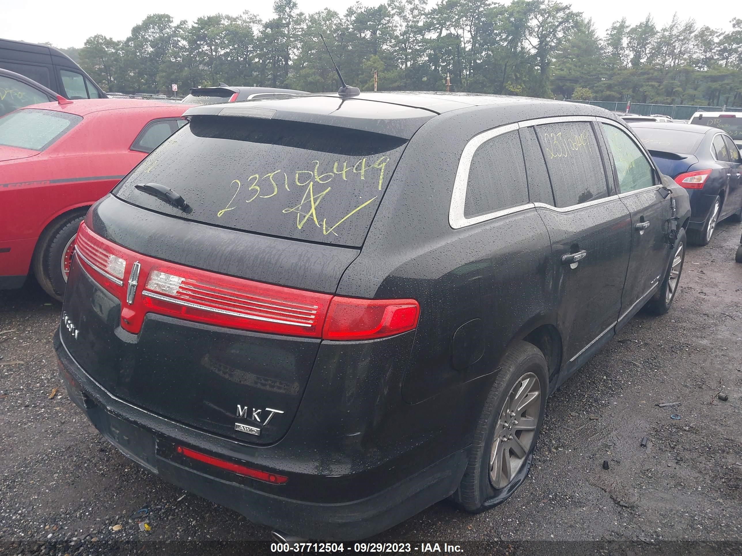 Photo 3 VIN: 2LMHJ5NK5DBL51384 - LINCOLN MKT 