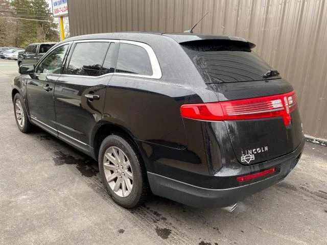 Photo 2 VIN: 2LMHJ5NK5KBL01095 - LINCOLN MKT 