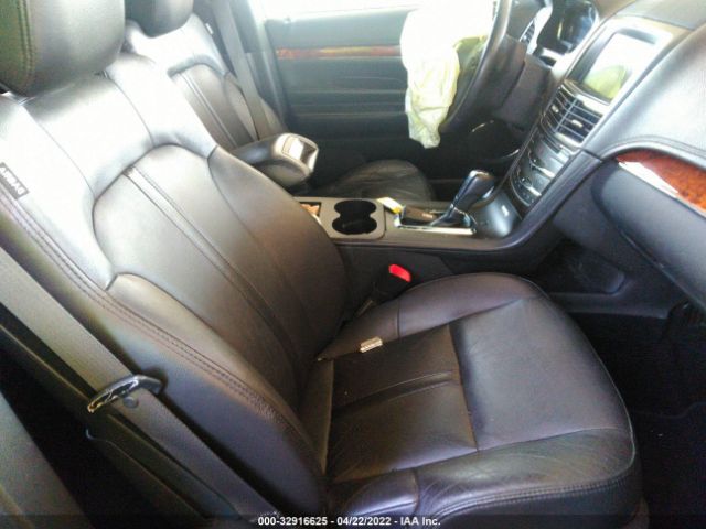 Photo 4 VIN: 2LMHJ5NK6GBL00318 - LINCOLN MKT 