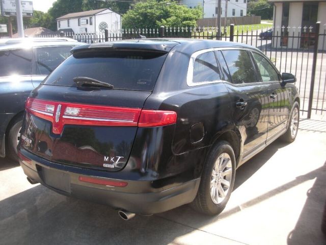 Photo 2 VIN: 2LMHJ5NK8EBL53485 - LINCOLN MKT 