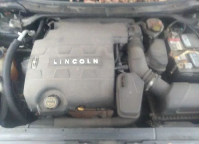 Photo 9 VIN: 2LMHJ5NK8JBL00716 - LINCOLN MKT 