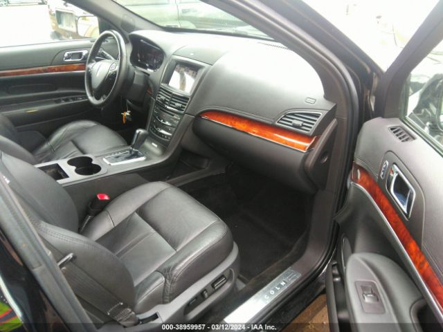 Photo 4 VIN: 2LMHJ5NK9HBL01612 - LINCOLN MKT 