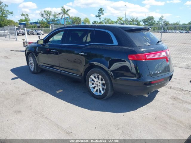 Photo 2 VIN: 2LMHJ5NK9HBL01769 - LINCOLN MKT 