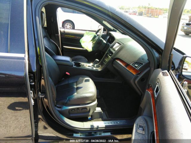 Photo 4 VIN: 2LMHJ5NK9JBL01941 - LINCOLN MKT 