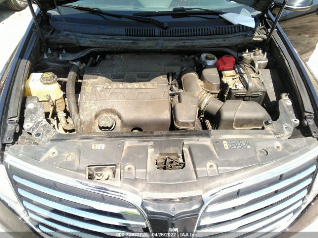 Photo 9 VIN: 2LMHJ5NK9JBL01941 - LINCOLN MKT 