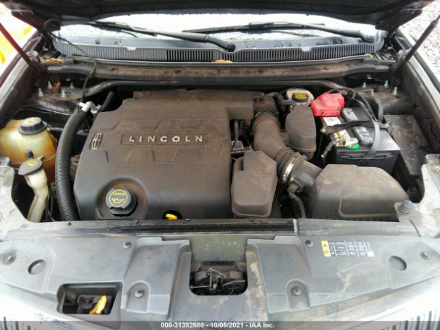 Photo 9 VIN: 2LMHJ5NKXFBL00420 - LINCOLN MKT 