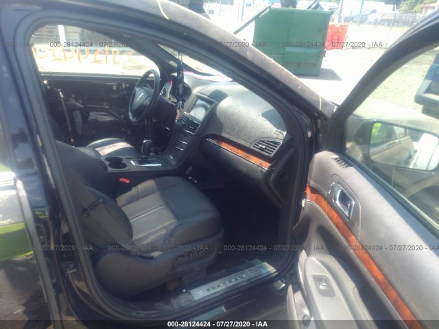 Photo 4 VIN: 2LMHJ5NKXGBL02038 - LINCOLN MKT 