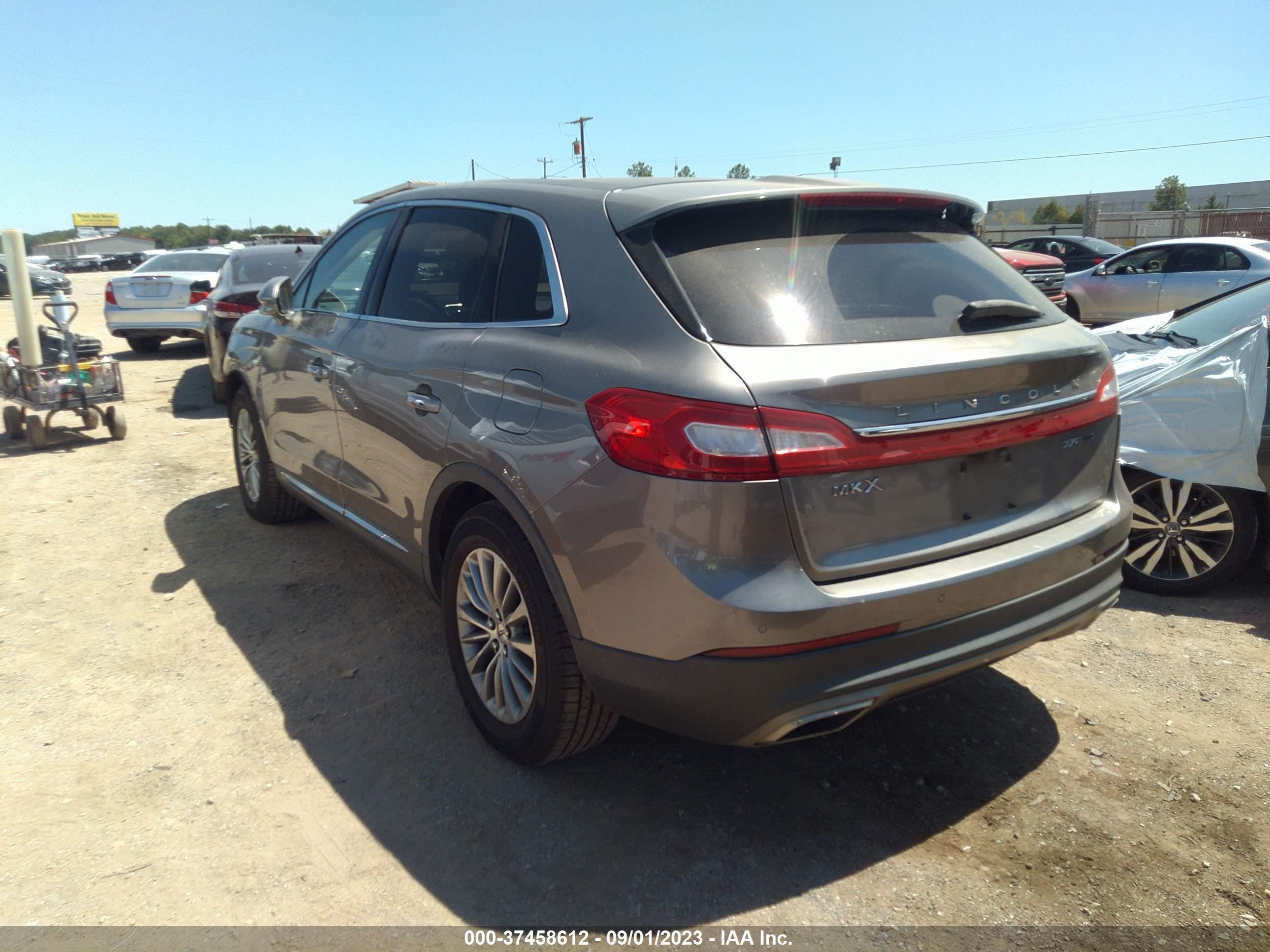 Photo 2 VIN: 2LMPJ6KP4GBL54847 - LINCOLN MKX 