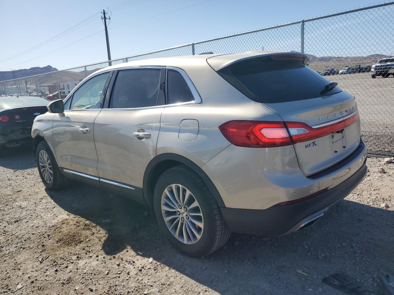 Photo 1 VIN: 2LMPJ6KR2HBL41288 - LINCOLN MKX 