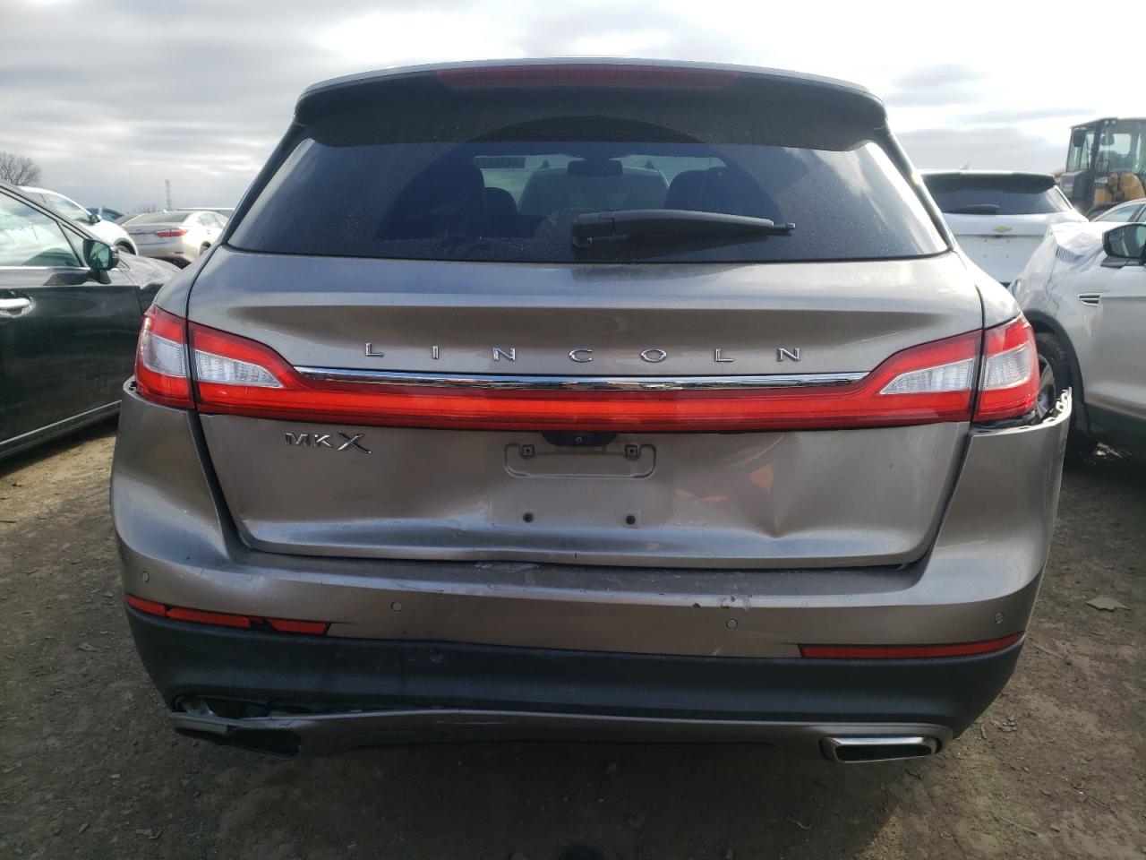 Photo 5 VIN: 2LMPJ6KR6JBL14097 - LINCOLN MKX 