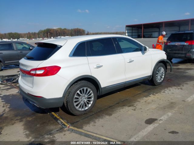 Photo 3 VIN: 2LMPJ6KR8JBL22105 - LINCOLN MKX 