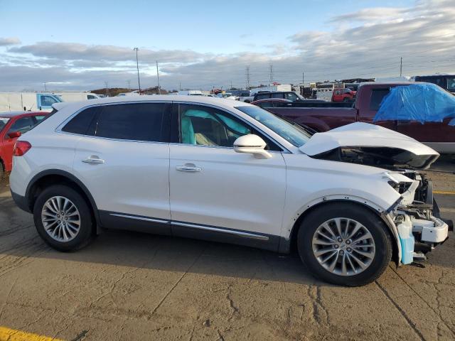 Photo 3 VIN: 2LMPJ6KRXHBL49946 - LINCOLN MKX 