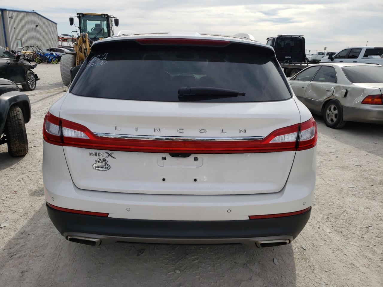 Photo 5 VIN: 2LMPJ6LR2JBL12409 - LINCOLN MKX 