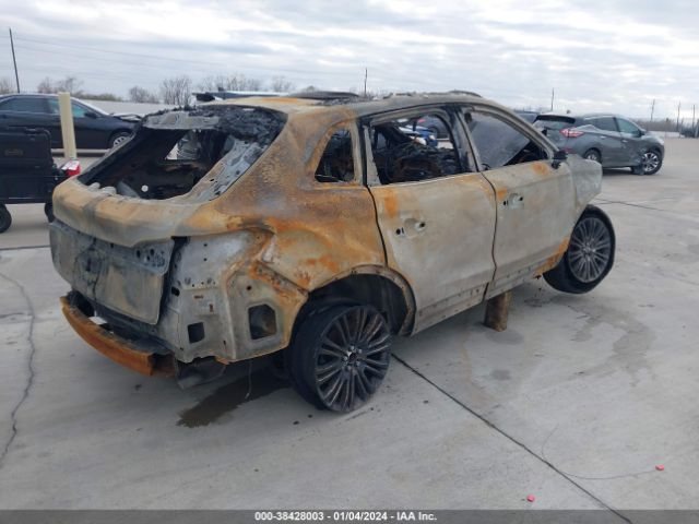 Photo 3 VIN: 2LMPJ6LR2JBL13575 - LINCOLN MKX 