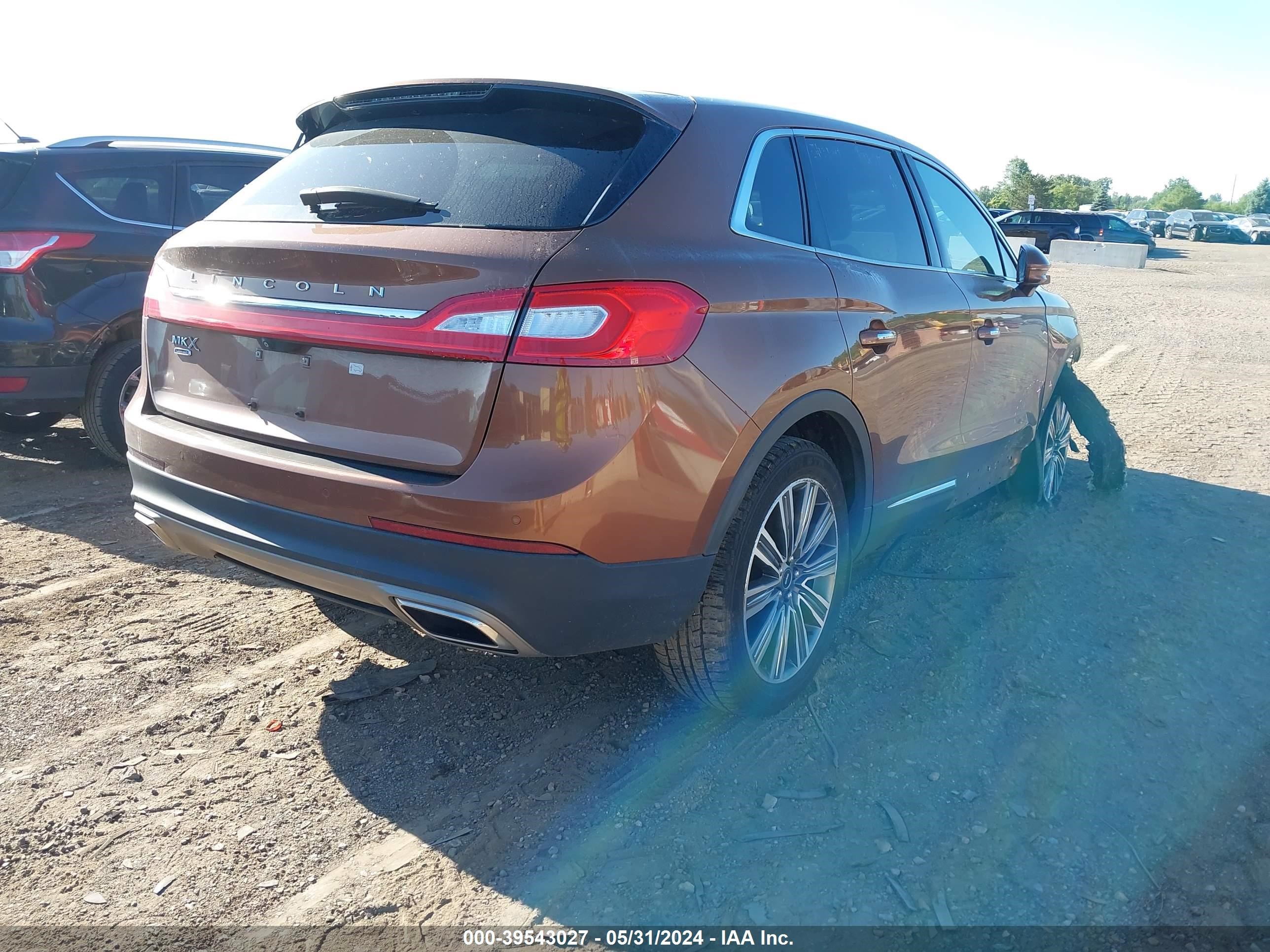 Photo 3 VIN: 2LMPJ7JR9HBL10028 - LINCOLN MKX 