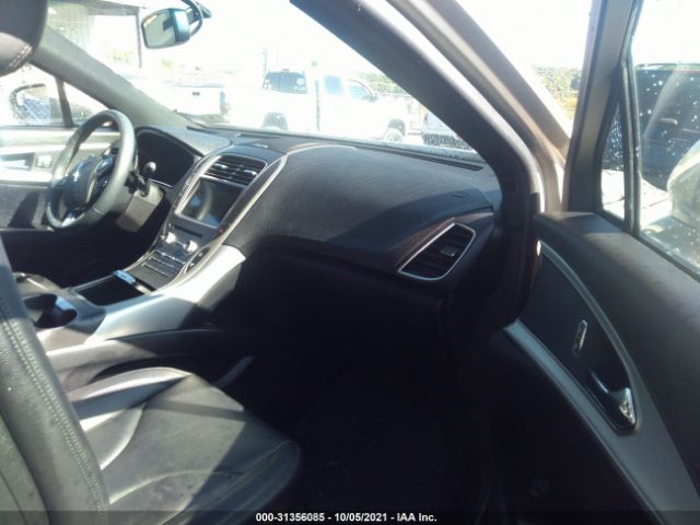 Photo 4 VIN: 2LMPJ8JR9HBL12593 - LINCOLN MKX 