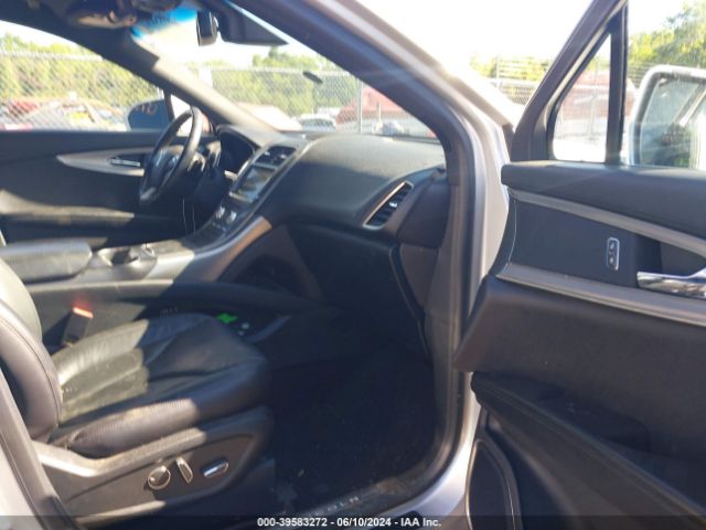 Photo 4 VIN: 2LMPJ8KP8JBL21336 - LINCOLN MKX 