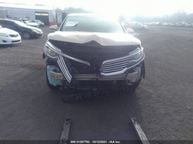 Photo 5 VIN: 2LMPJ8KR2HBL46180 - LINCOLN MKX 