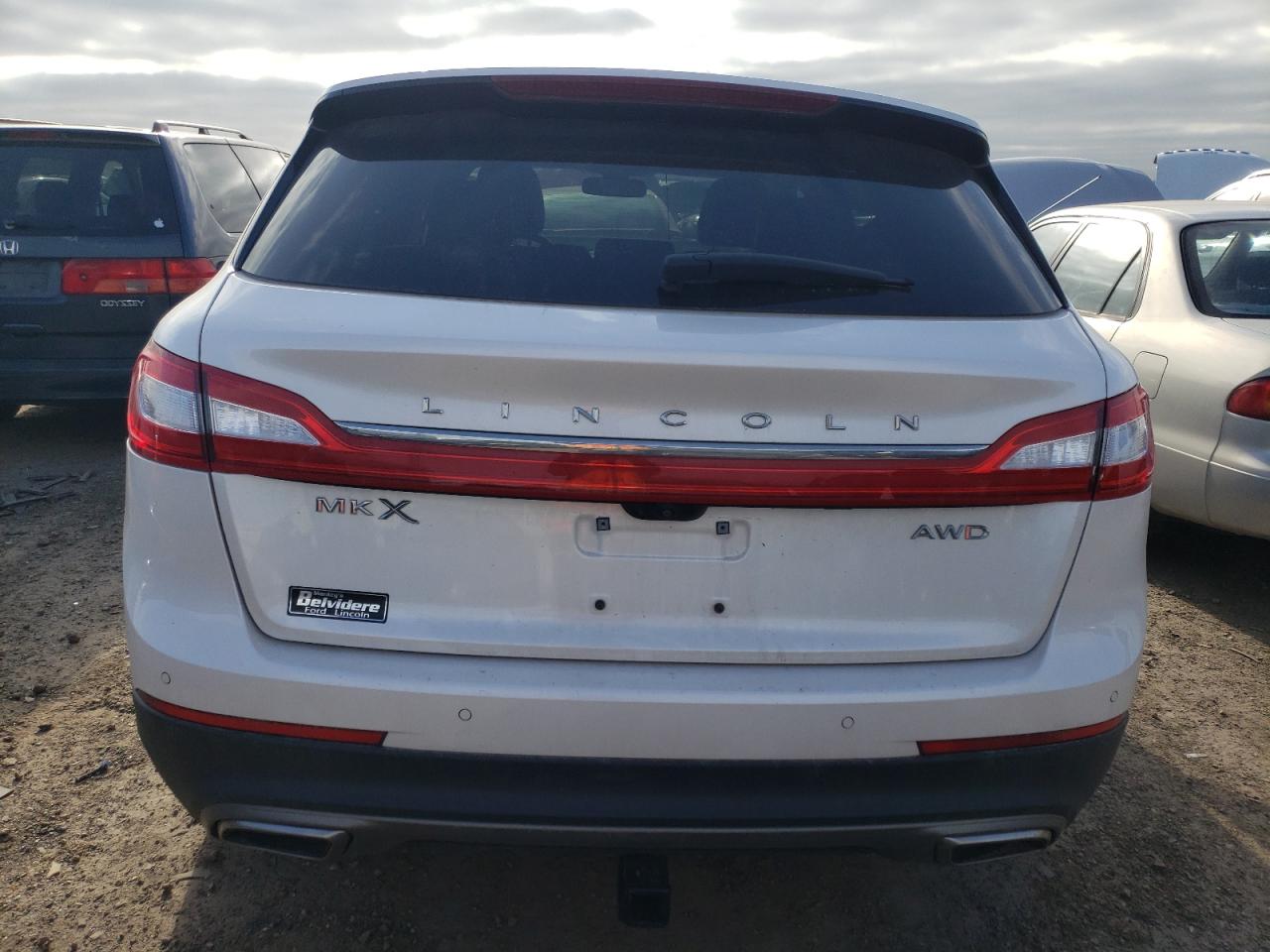 Photo 5 VIN: 2LMPJ8KR4JBL43321 - LINCOLN MKX 