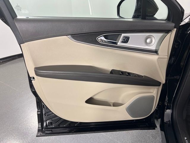 Photo 7 VIN: 2LMPJ8LP2JBL18169 - LINCOLN MKX 