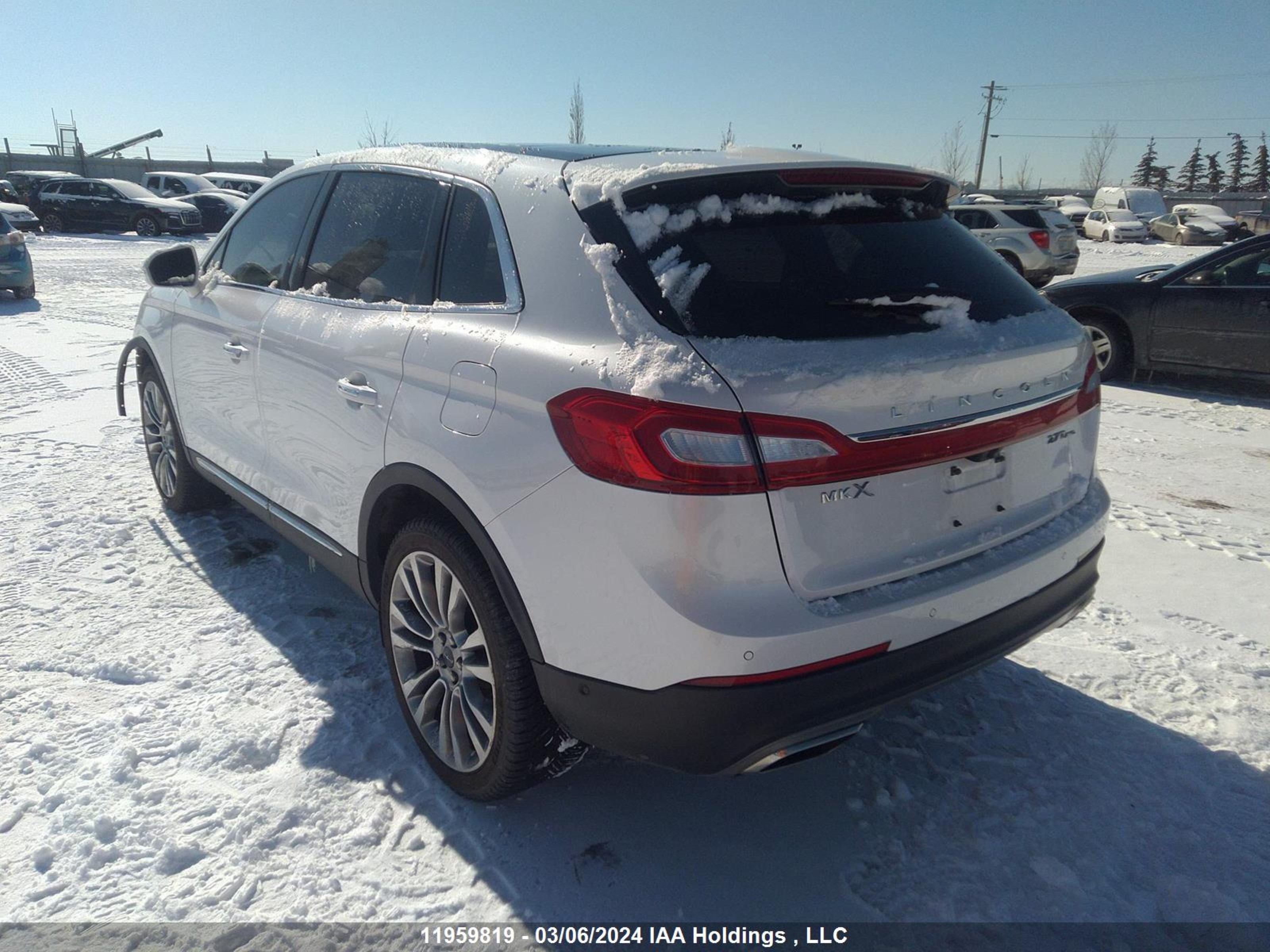 Photo 2 VIN: 2LMPJ8LP3JBL10033 - LINCOLN MKX 