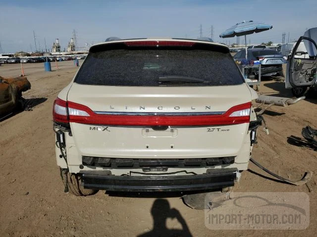 Photo 5 VIN: 2LMPJ8LP4JBL49875 - LINCOLN MKX 