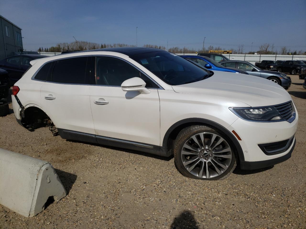 Photo 3 VIN: 2LMPJ8LP8GBL60015 - LINCOLN MKX 