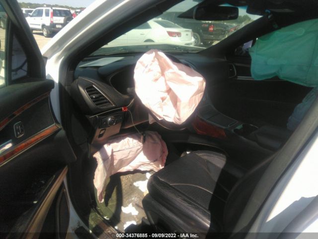 Photo 4 VIN: 2LMPJ8LR0HBL32535 - LINCOLN MKX 