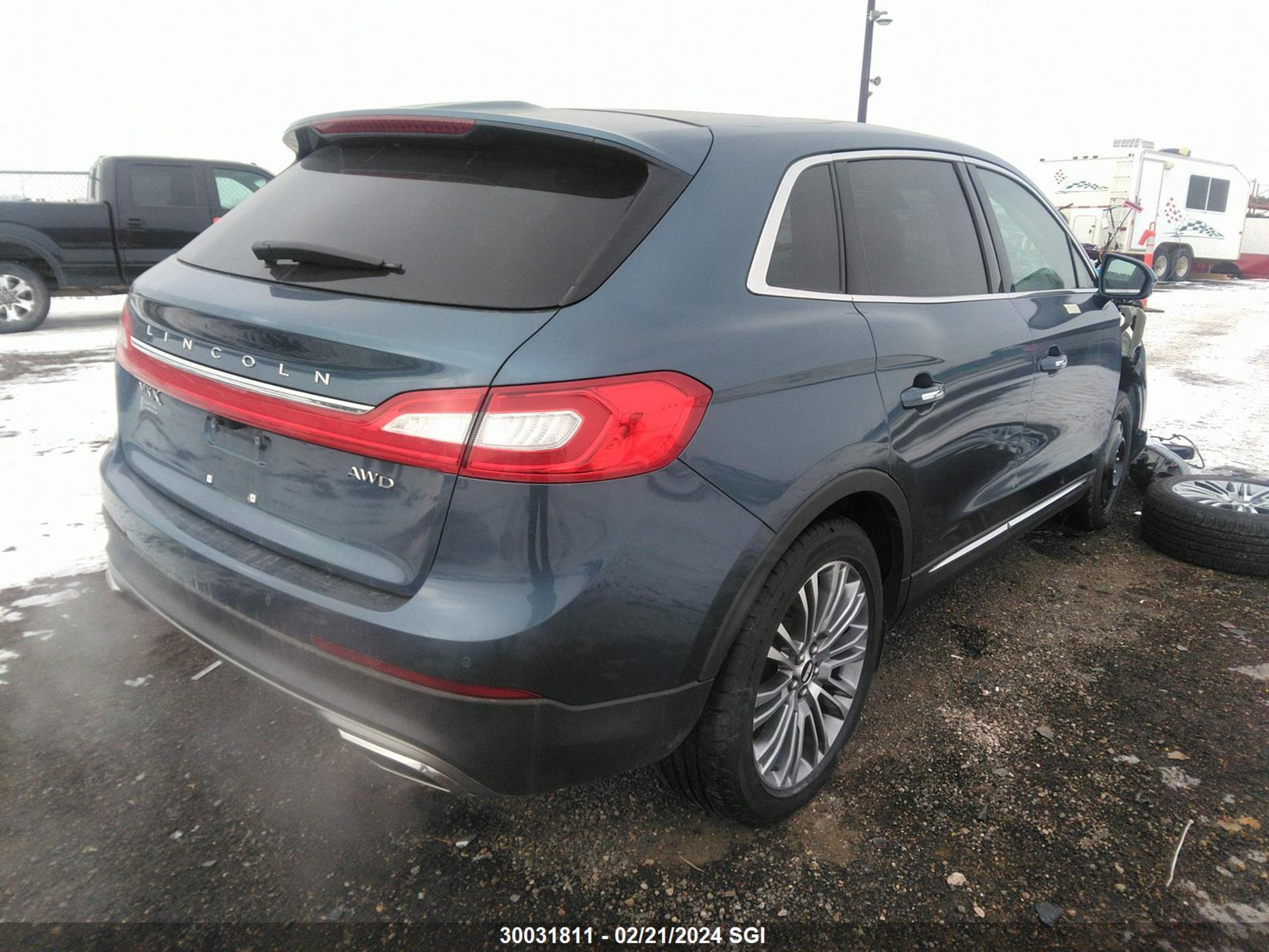 Photo 3 VIN: 2LMPJ8LR3JBL23785 - LINCOLN MKX 