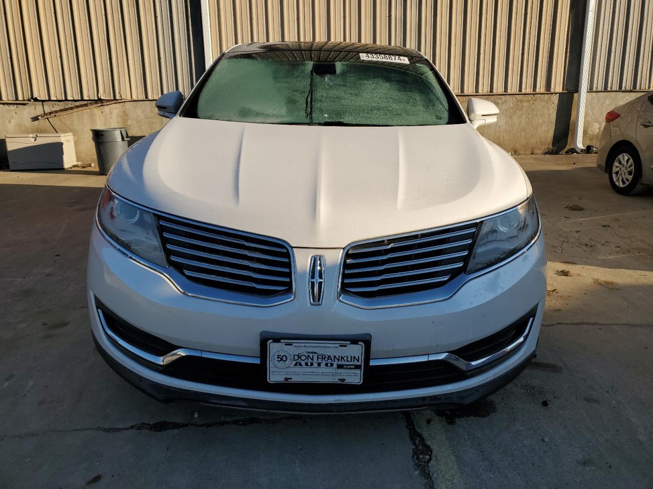 Photo 4 VIN: 2LMPJ8LR6HBL37125 - LINCOLN MKX 