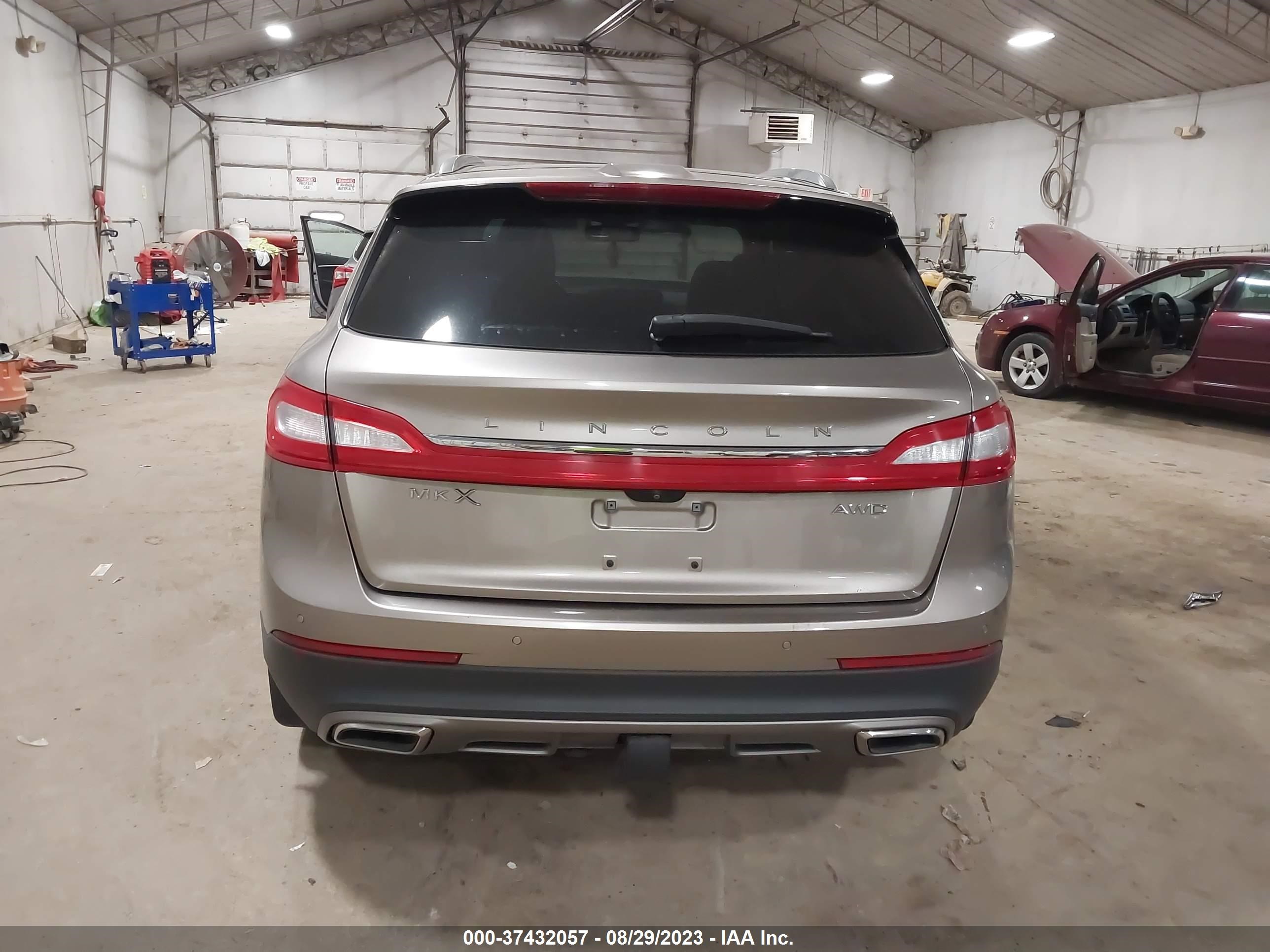 Photo 15 VIN: 2LMPJ8LR8JBL46611 - LINCOLN MKX 