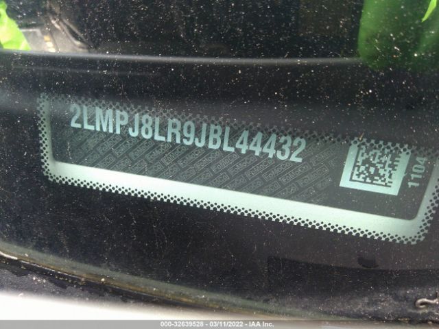 Photo 8 VIN: 2LMPJ8LR9JBL44432 - LINCOLN MKX 