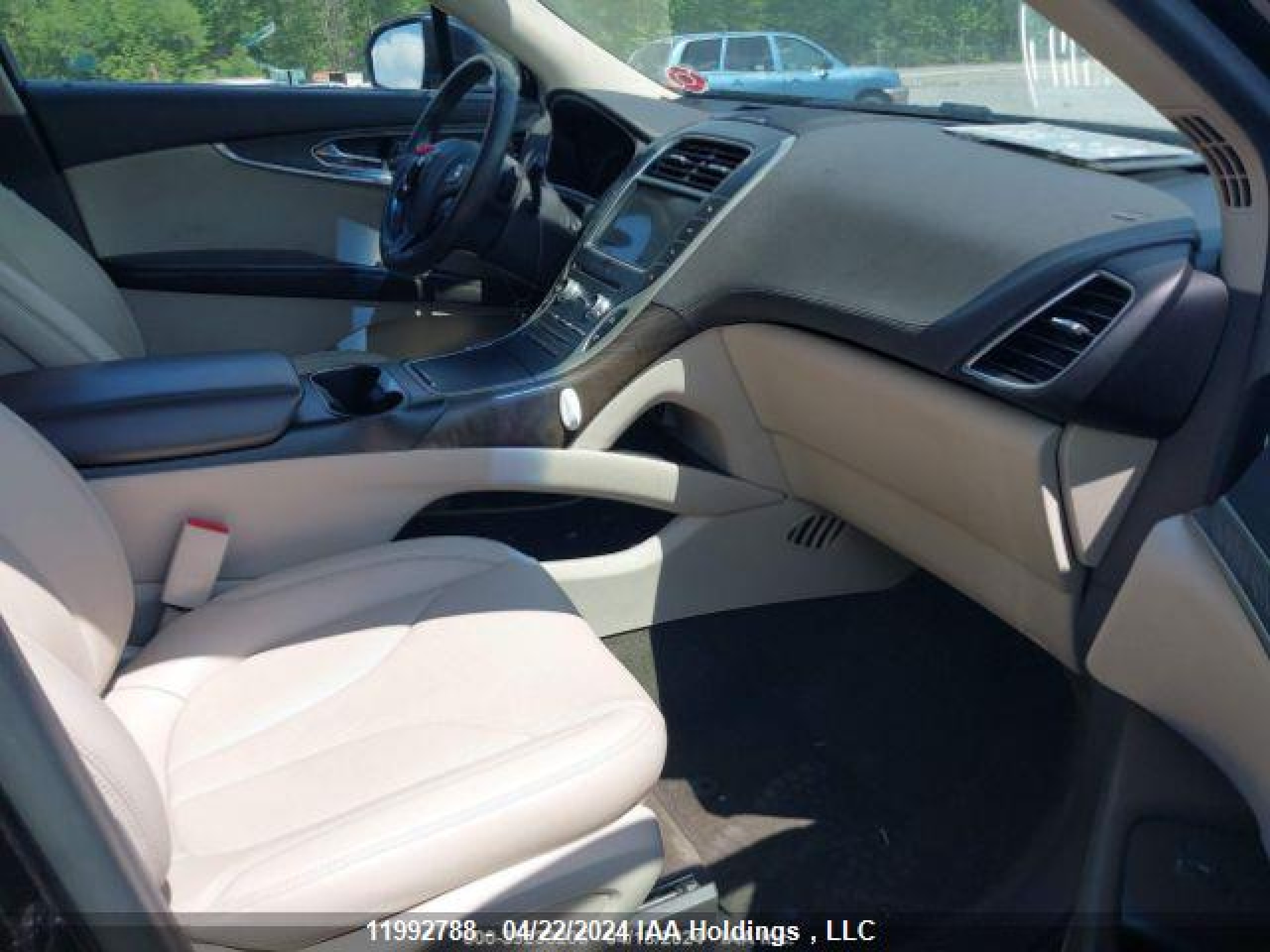 Photo 6 VIN: 2LMPJ8LRXHBL31666 - LINCOLN MKX 