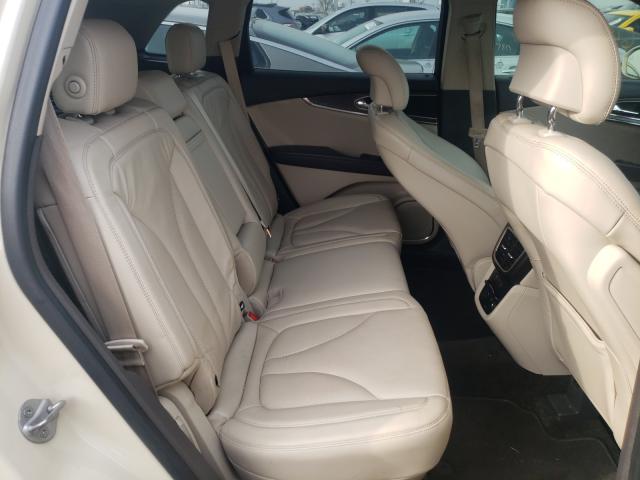 Photo 5 VIN: 2LMTJ6KP7GBL35062 - LINCOLN MKX 