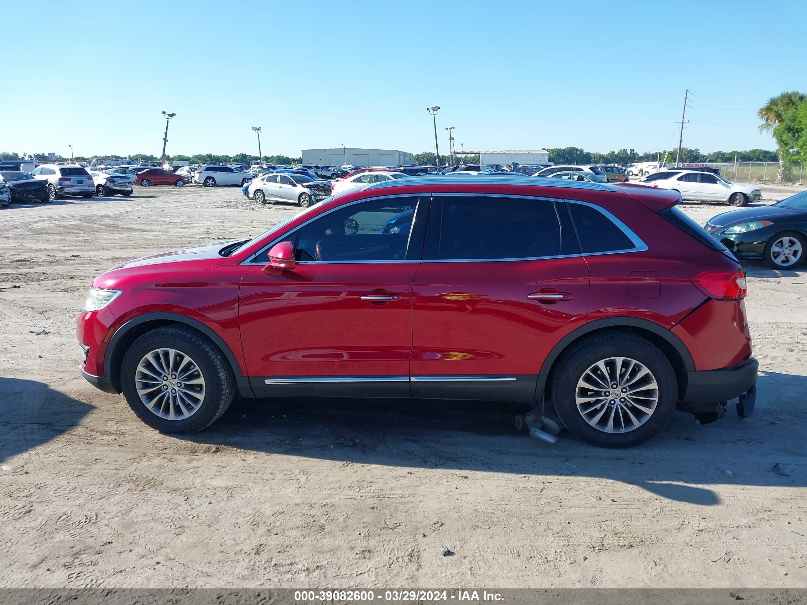 Photo 14 VIN: 2LMTJ6KR2GBL57939 - LINCOLN MKX 