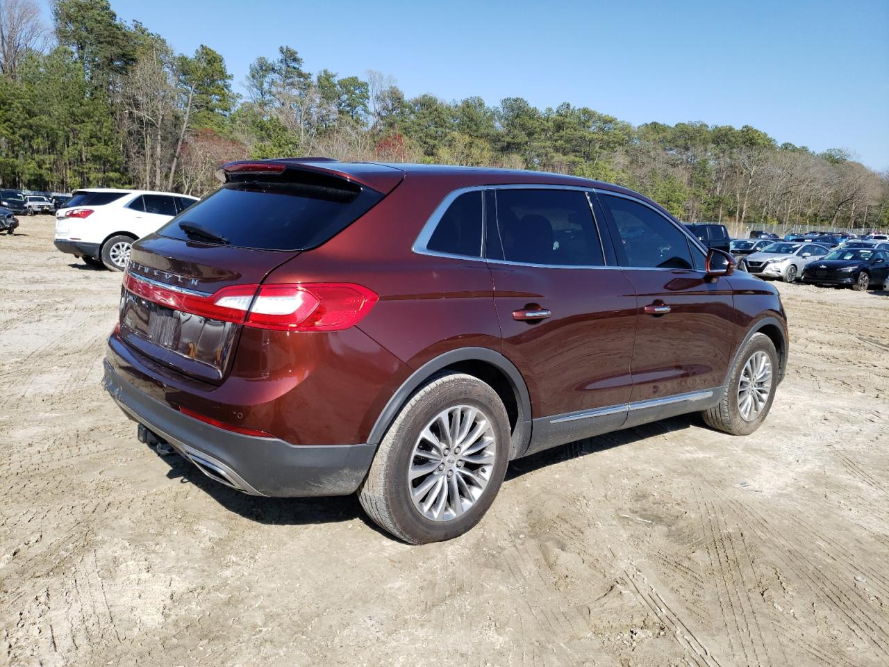 Photo 2 VIN: 2LMTJ6KR4GBL49941 - LINCOLN MKX 