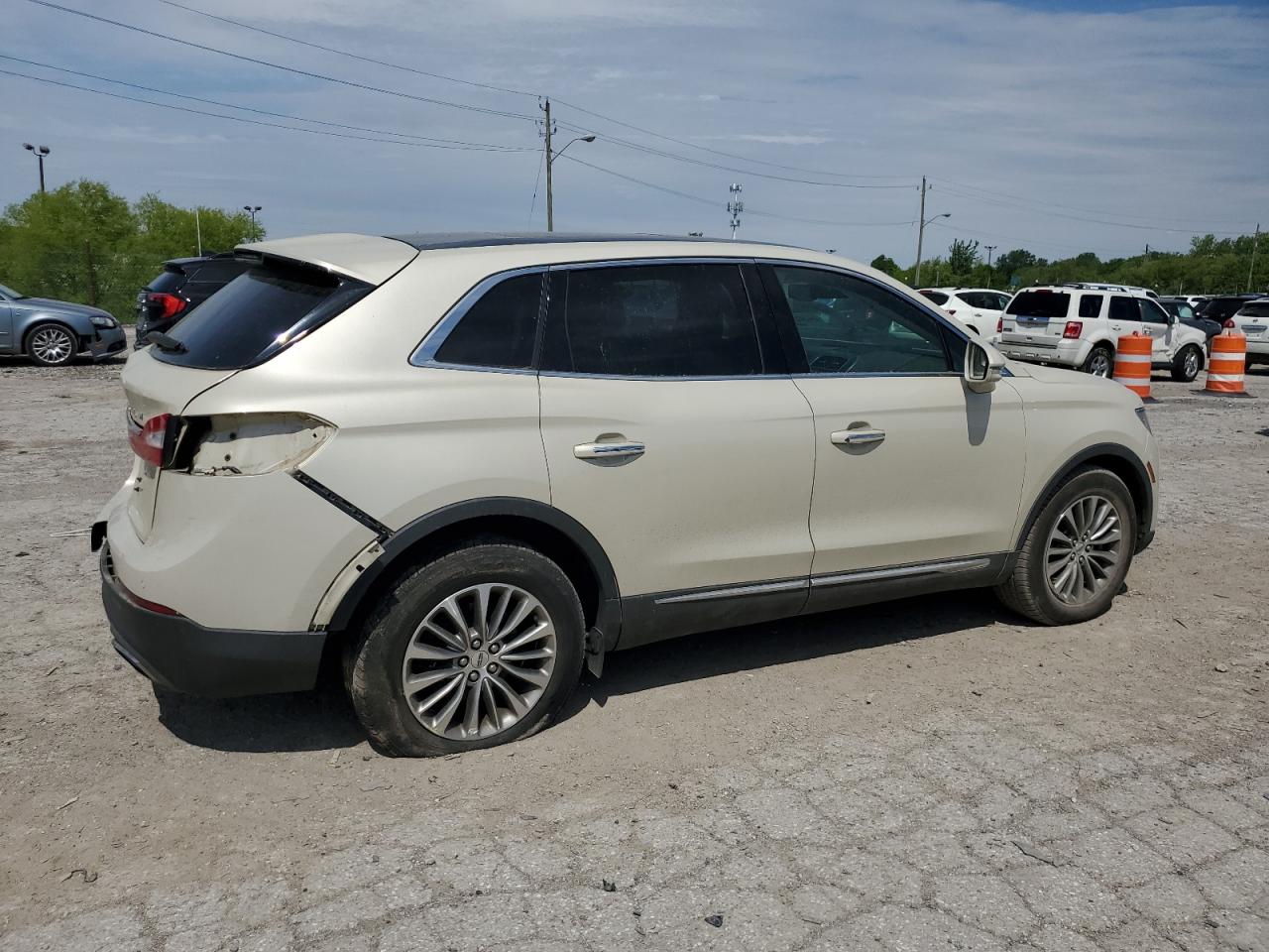 Photo 2 VIN: 2LMTJ6KR6GBL72685 - LINCOLN MKX 