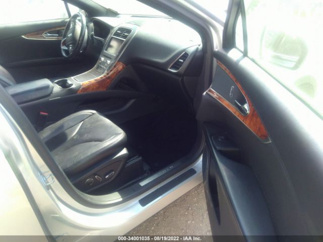 Photo 4 VIN: 2LMTJ6KR8GBL40739 - LINCOLN MKX 