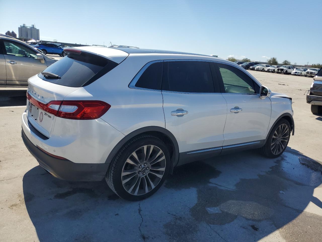 Photo 2 VIN: 2LMTJ6LP3GBL38720 - LINCOLN MKX 