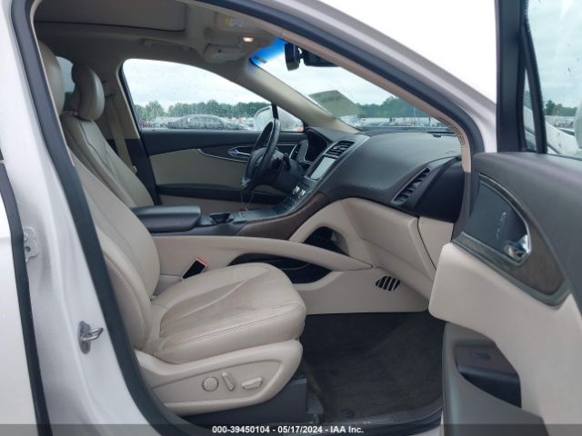 Photo 4 VIN: 2LMTJ6LR1GBL80093 - LINCOLN MKX 